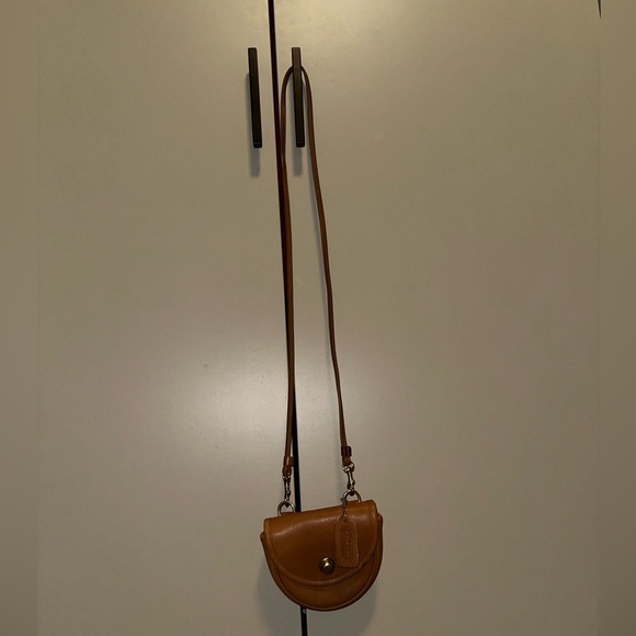 COACH Rare Vintage British Tan Leather Mini Crossbody Belt Bag - Picture 2 of 6